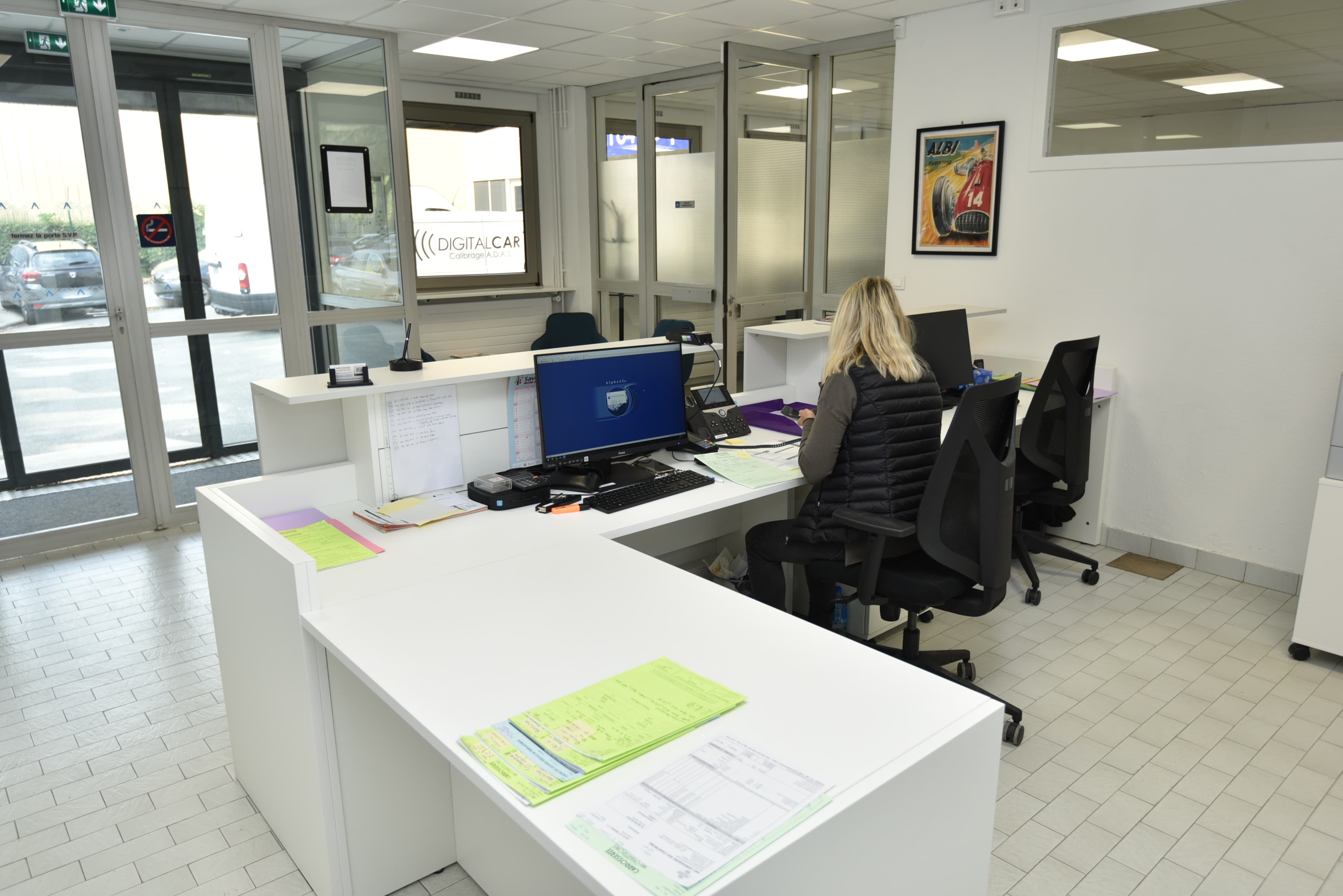 Nous contacter